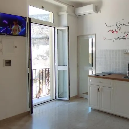 L'incanto Del Borgo Antico- Locazione Turistica * בארי